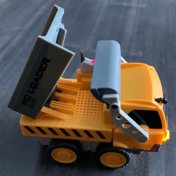 Rokenbok RC Front Loader/Dump Truck 04217 - Picture 12 of 15